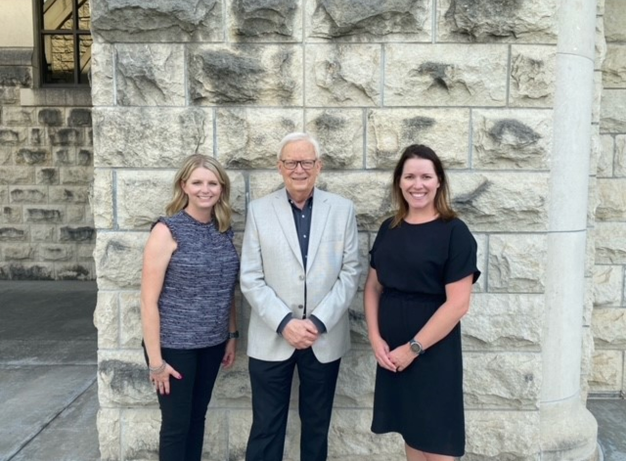 jamie and brandi with larry hatteberg